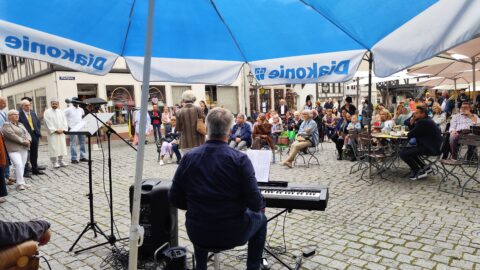 Unter dem Diakonieschirm