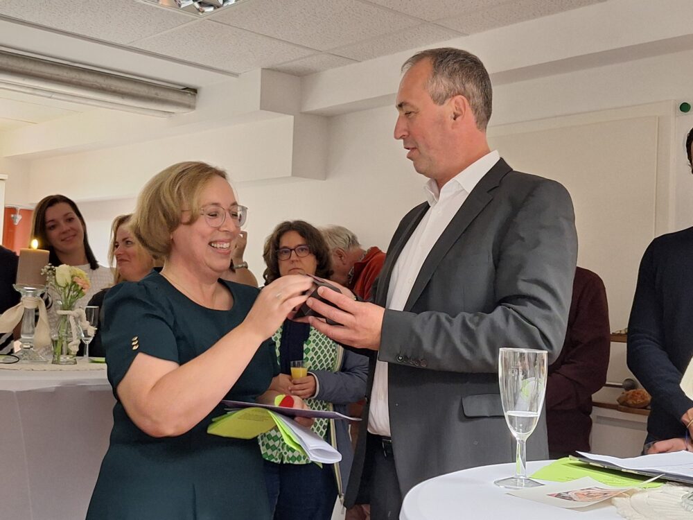 Goldenes Kronenkreuz für NAtalia Schitz