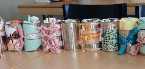 Wertedosen von Konfirmandinnen und Konfirmanden